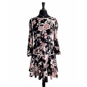 Eliza J Long Sleeve Dress Size 6